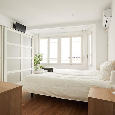 Low Cost Apartments Center Elche Exterior photo