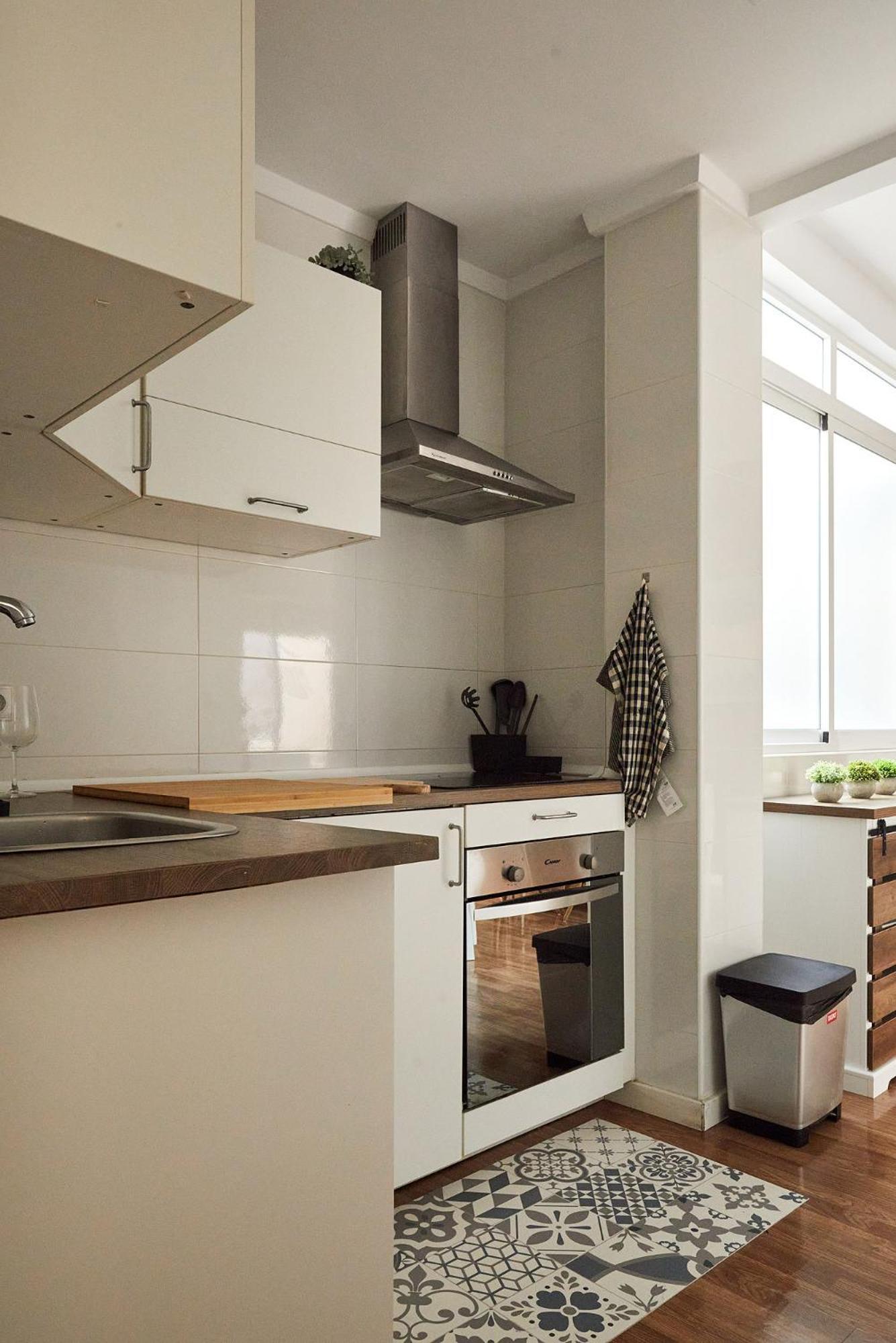 Low Cost Apartments Center Elche Exterior photo